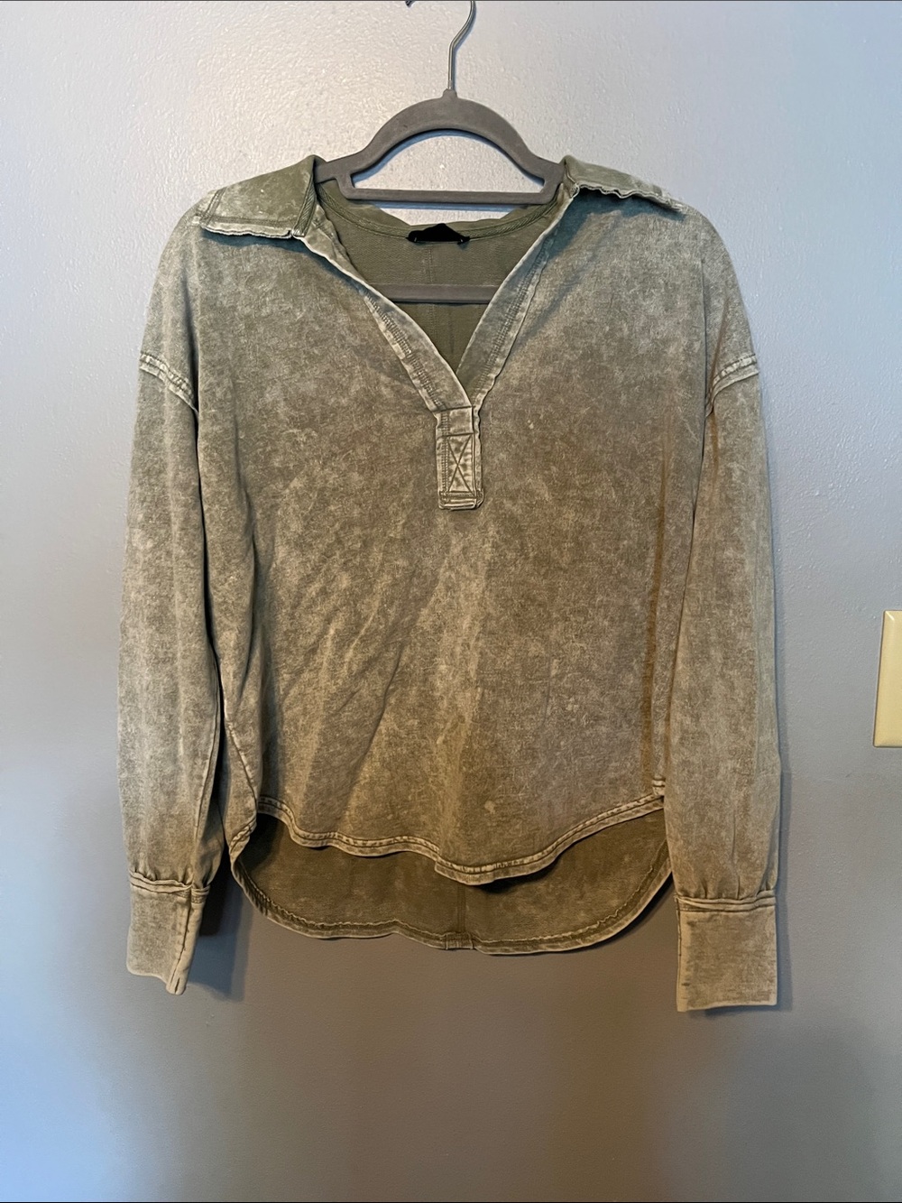 Blu Pepper Olive Green Crew Neck Top